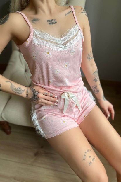Açık Pembe Papatya Dantel Detaylı İp Askı Şortlu Örme Pijama Takımı - 4