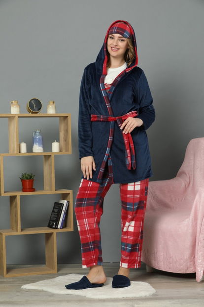 Adventure Desenli Sabahlıklı Peluş Pijama Takımı - 1