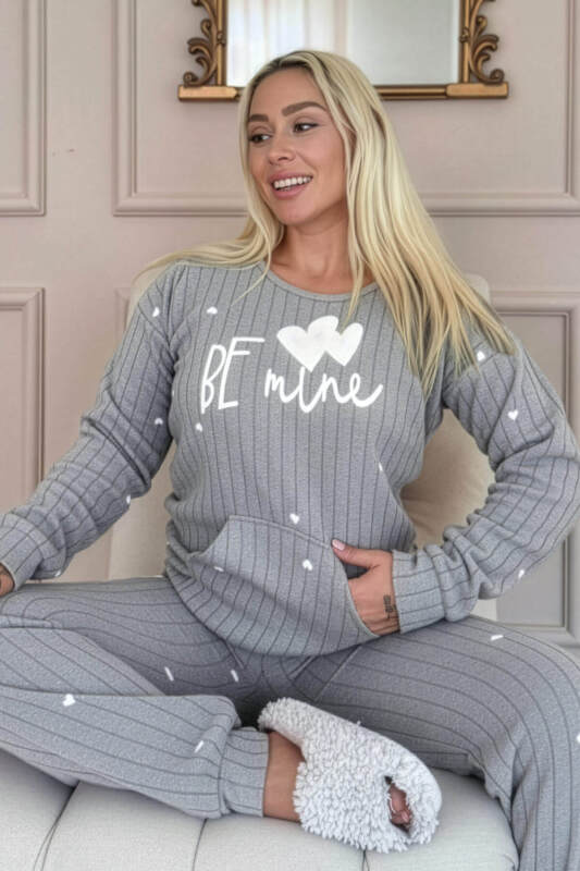 Antrsait Be Mine Desenli Kanguru Cepli Peluş Polar Pijama Takımı - Pijamaevi