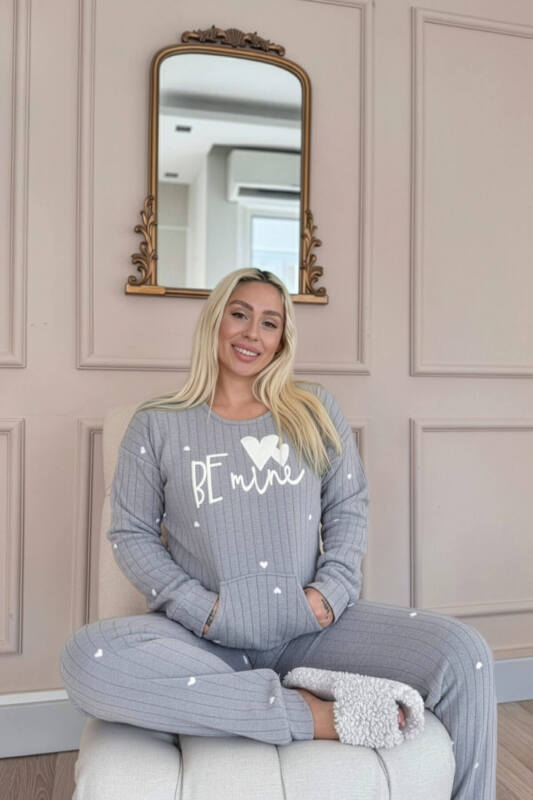 Antrsait Be Mine Desenli Kanguru Cepli Peluş Polar Pijama Takımı - Pijamaevi (3)