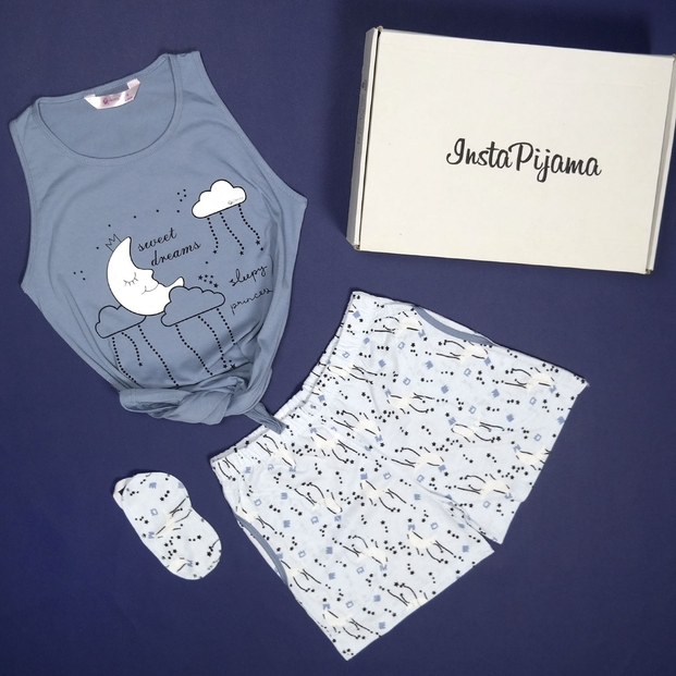 Ay Bulut Desenli Şortlu Askılı Sıfır Kol Bayan Pijama Takımı - 2