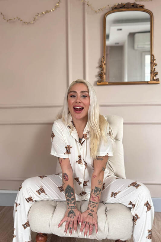 Beige Teddy Desenli Bambu Önden Düğmeli Kısa Kol Pijama Takımı - Pijamaevi (1)