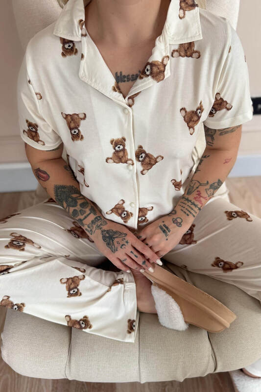 Beige Teddy Desenli Bambu Önden Düğmeli Kısa Kol Pijama Takımı - Pijamaevi (3)