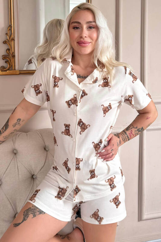 Beige Teddy Desenli Kısa Kol Şortlu Önden Düğmeli Kadın Pijama Takımı - Pijamaevi