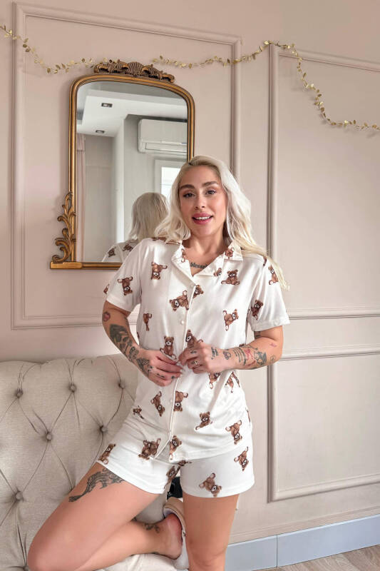 Beige Teddy Desenli Kısa Kol Şortlu Önden Düğmeli Kadın Pijama Takımı - Pijamaevi (2)