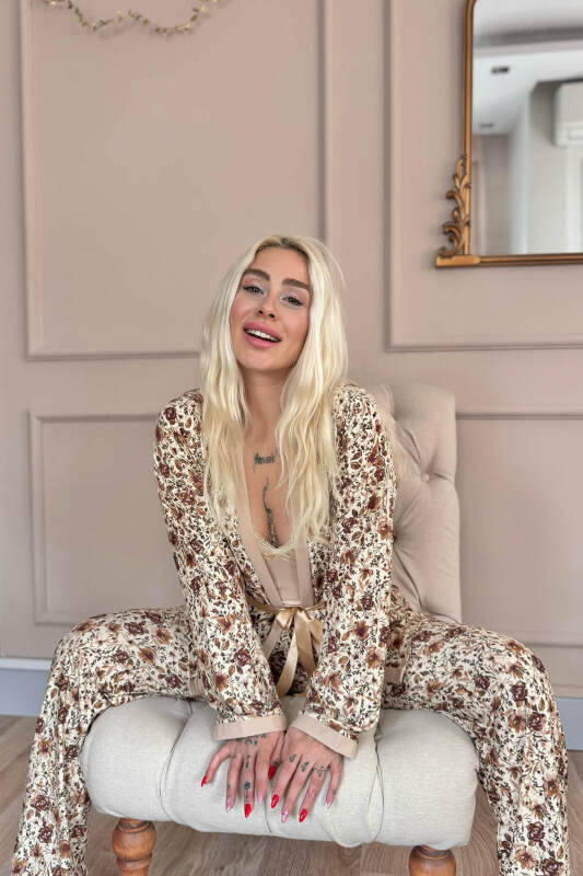 Bej Autumn Blossom Exclusive Örme Sabahlıklı Kadın Pijama Takım - Pijamaevi (3)
