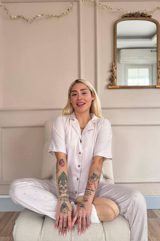 Bej Blush Dots Desenli Bambu Önden Düğmeli Kısa Kol Pijama Takımı - Pijamaevi (2)