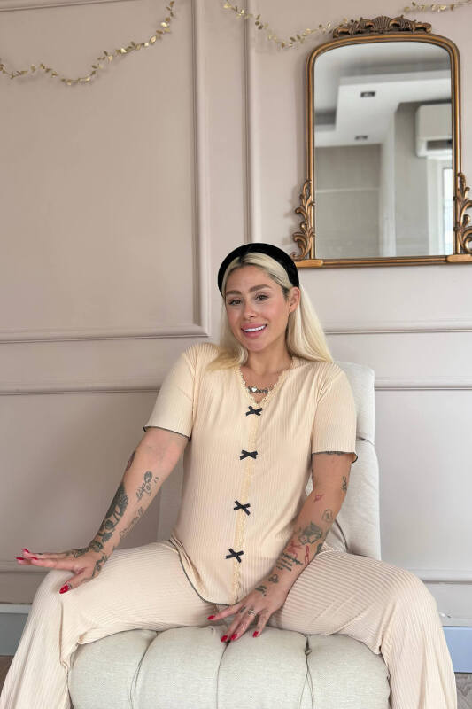 Bej Delicato Örme Kısa Kol Kadın Pijama Takımı - Pijamaevi (1)