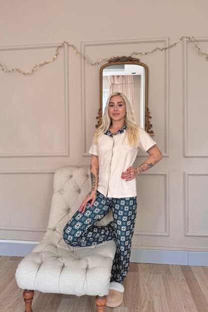 Bej Floral Harmony Exclusive Önden Düğmeli Kadın Pijama Takımı - 6