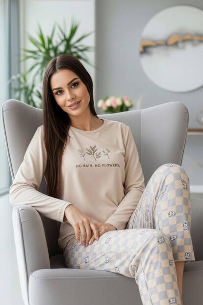 Bej Flowers Desenli Uzun Kollu Bambu Örme Kadın Pijama Takımı - 3