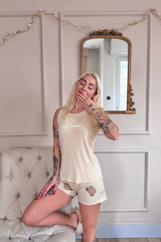 Bej Good Times Desenli Bambu Sıfır Kol Şortlu Kadın Pijama Takımı - Pijamaevi (3)