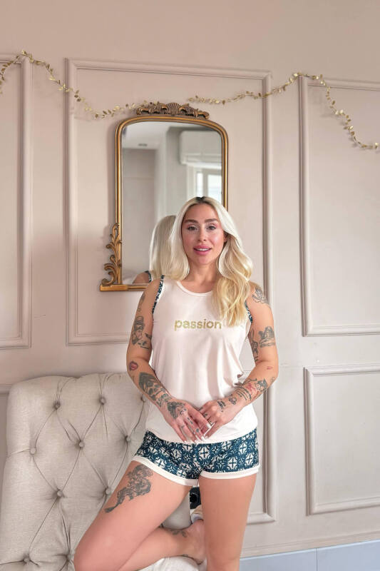 Bej Passion Desenli Sıfır Kol Şortlu Örme Kadın Pijama Takımı - Pijamaevi (3)