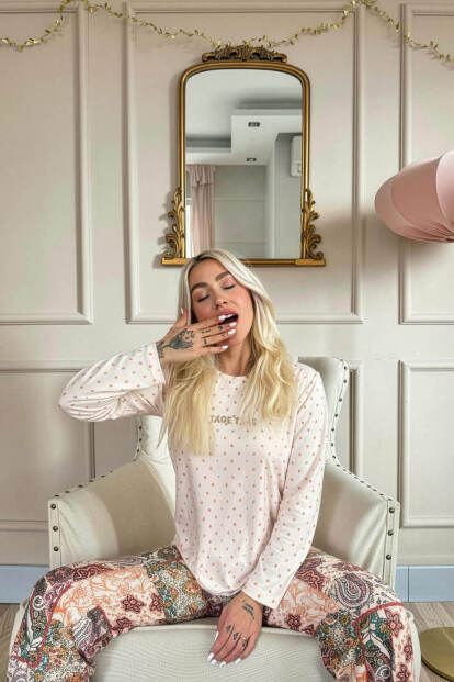 Bej Vintage Desenli Uzun Kollu Bambu Örme Kadın Pijama Takımı - 4