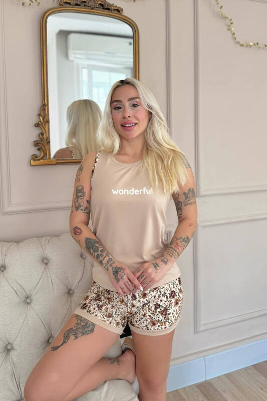 Bej Wonderful Desenli Sıfır Kol Şortlu Örme Kadın Pijama Takımı - Pijamaevi (1)