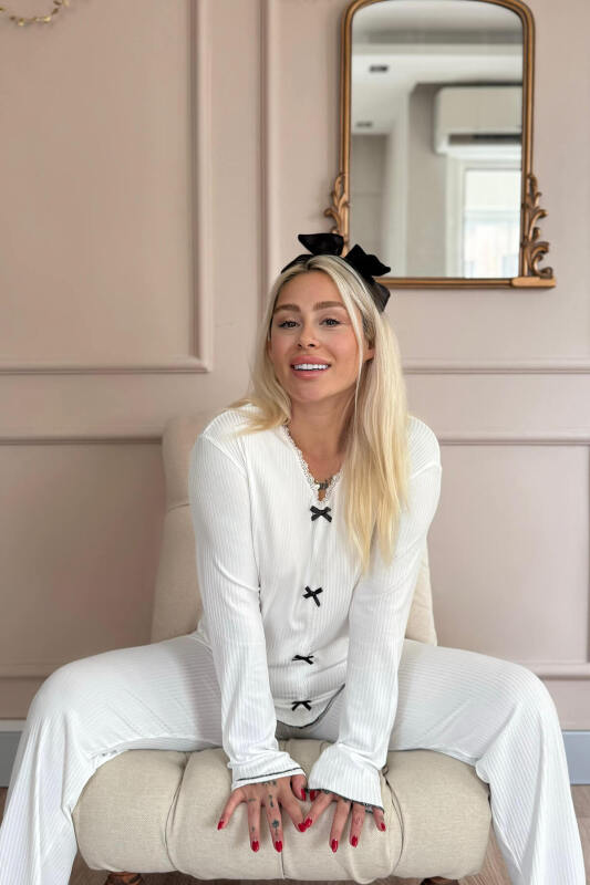 Beyaz Delicato Örme Uzun Kol Kadın Pijama Takımı - Pijamaevi (1)