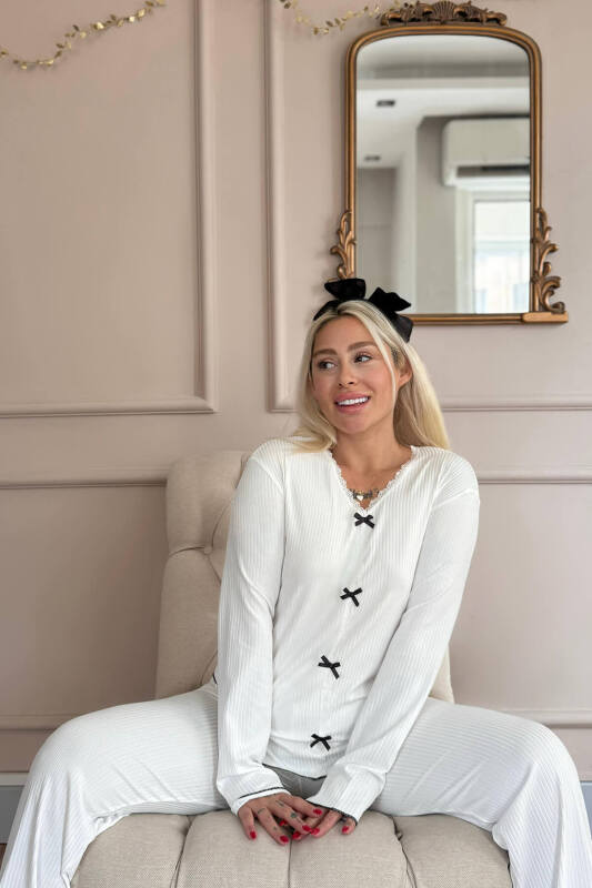 Beyaz Delicato Örme Uzun Kol Kadın Pijama Takımı - Pijamaevi (2)