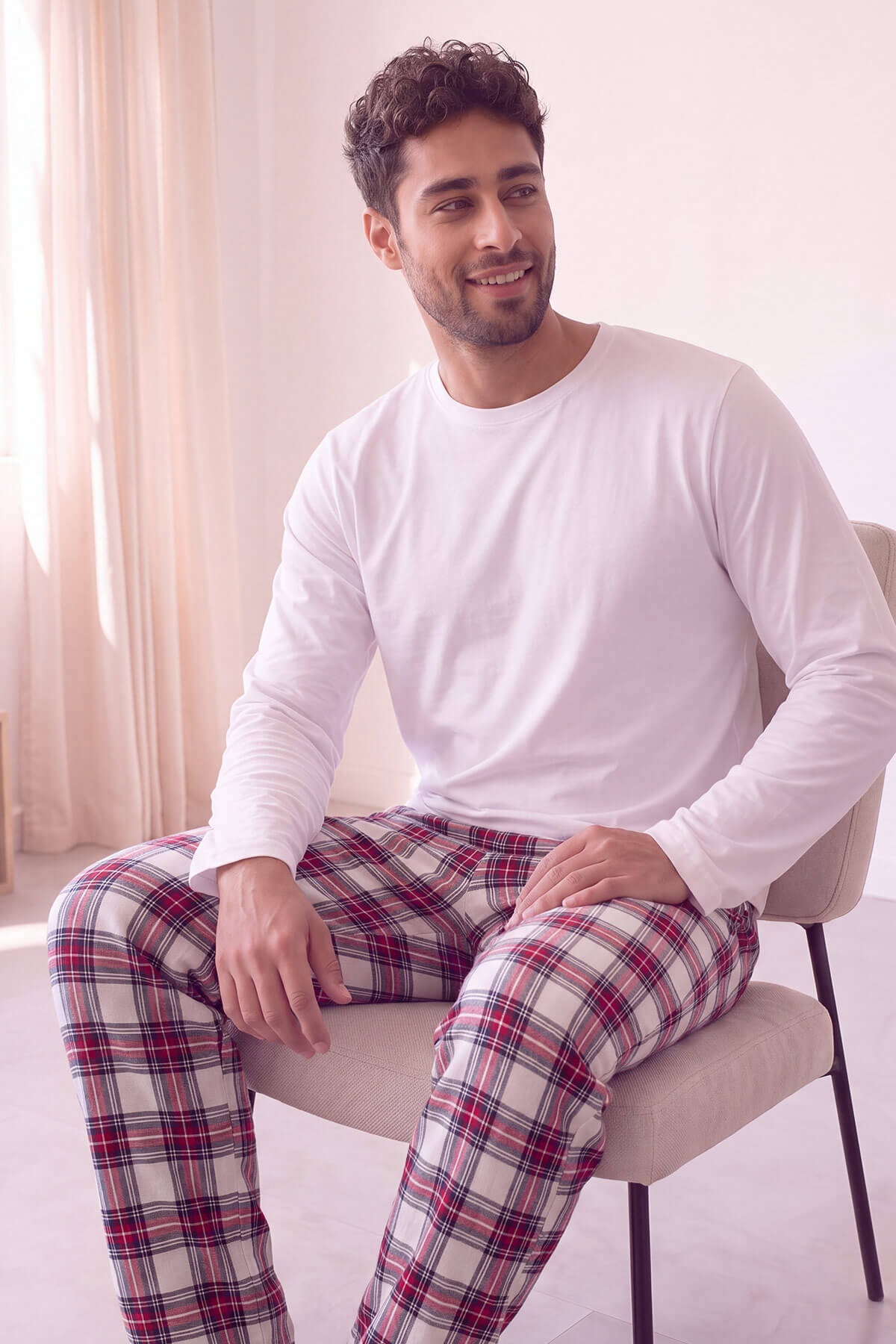 Beyaz Stylish Erkek Uzun Kol Pijama Takımı - Pijamaevi (2)