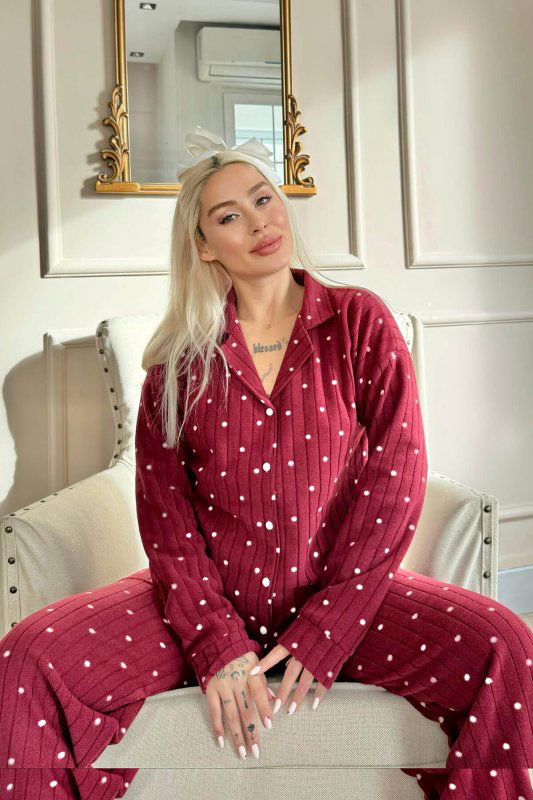 Bordo Dotted Desenli Önden Düğmeli Peluş Polar Pijama Takımı - Pijamaevi (2)