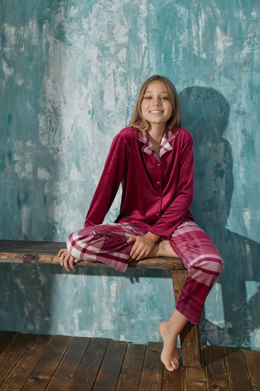Bordo Ekose Exclusive Önden Düğmeli Kadife Kız Çocuk Pijama Takımı  - Pijamaevi (1)