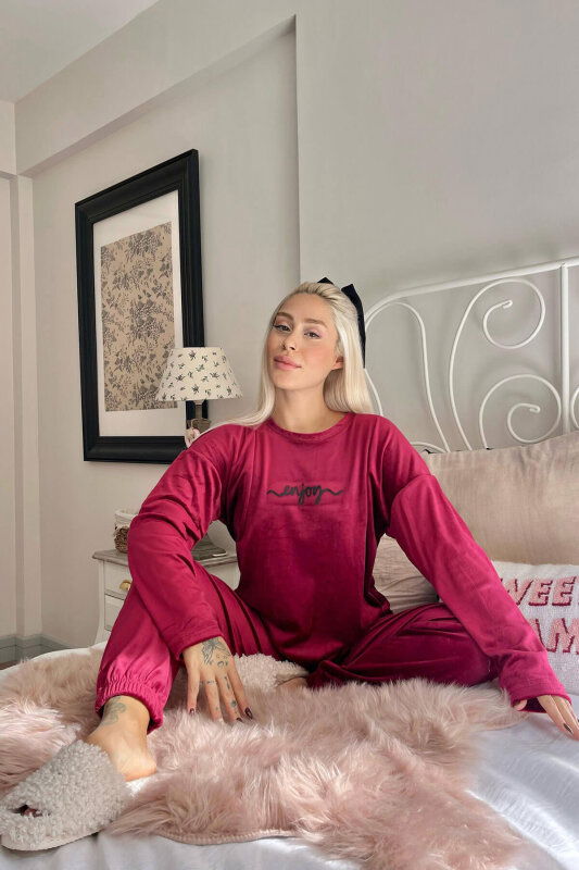Bordo Enjoy Desenli Exclusive Kadife Kadın Pijama Takımı  - Pijamaevi (3)