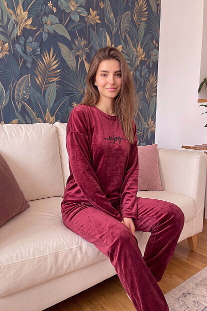 Bordo Enjoy Desenli Exclusive Kadife Kadın Pijama Takımı  - 5