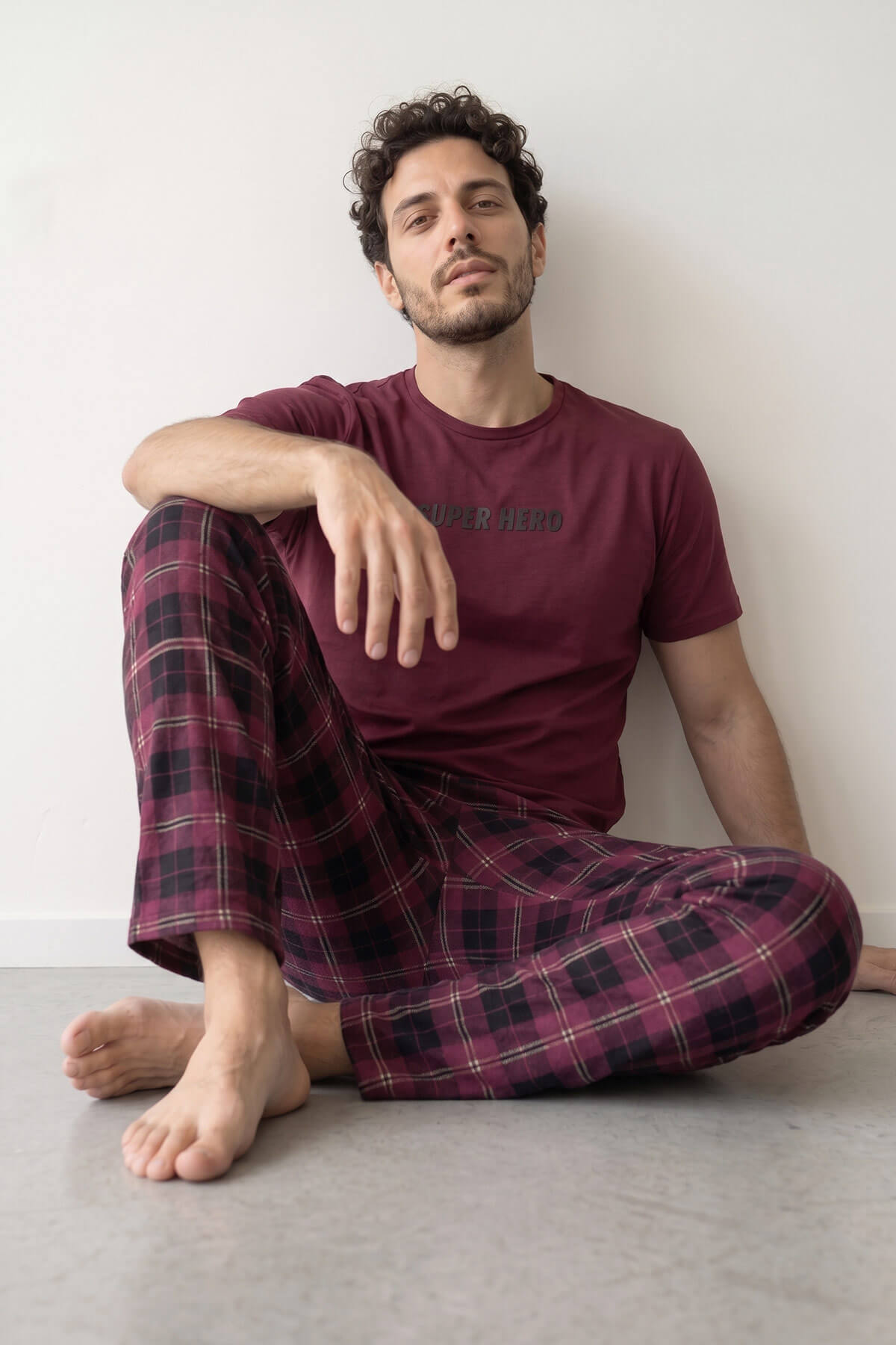 Bordo Hero Baskılı Kısa Kol Erkek Pijama Takımı - Pijamaevi (1)