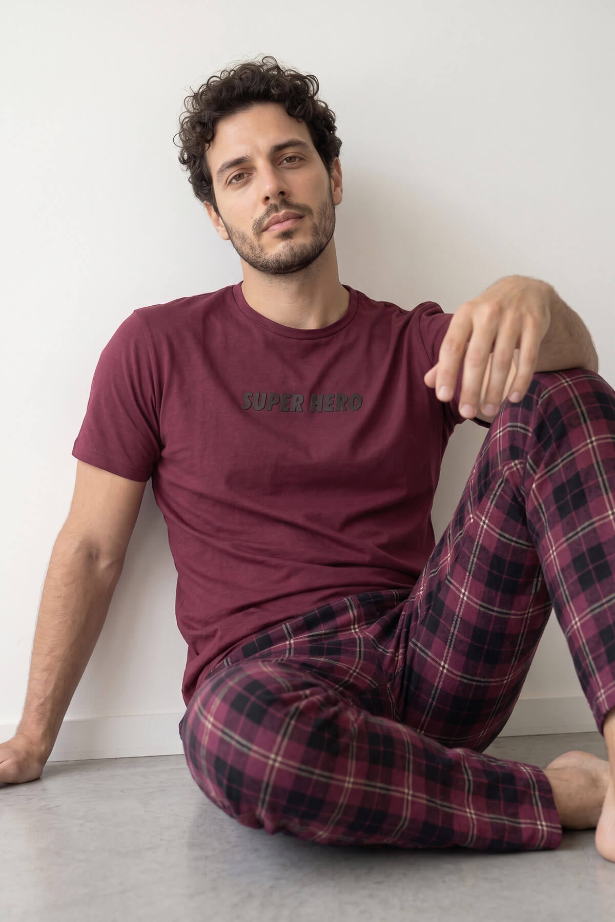 Bordo Hero Baskılı Kısa Kol Erkek Pijama Takımı - Pijamaevi (2)