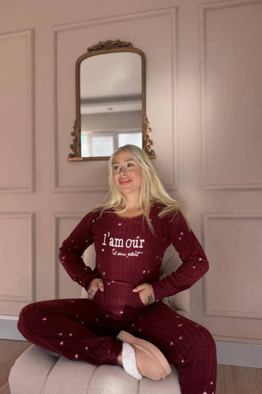 Bordo Iam our Desenli Kanguru Cepli Peluş Polar Pijama Takımı - Pijamaevi (2)