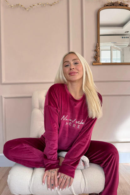 Bordo Vibes Desenli Exclusive Kadife Kadın Pijama Takımı  - 3