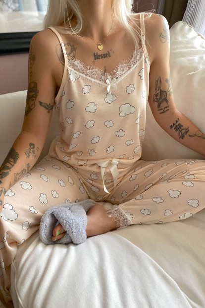 Bulut Dantelli İp Askılı Örme Kadın Pijama Takımı - 4