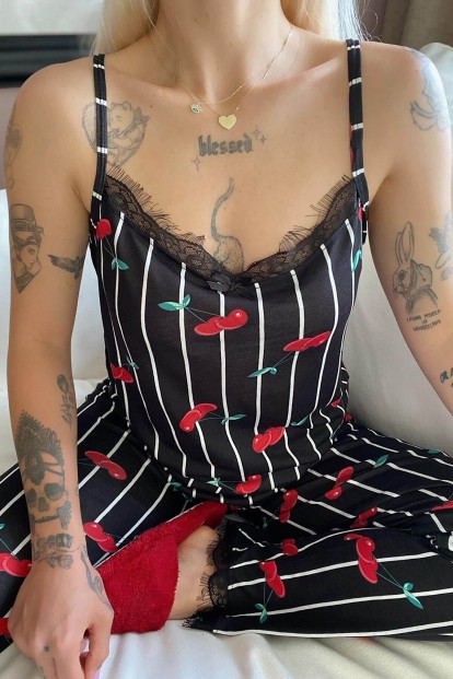 Büyük Kiraz Dantelli İp Askılı Örme Kadın Pijama Takımı - 3