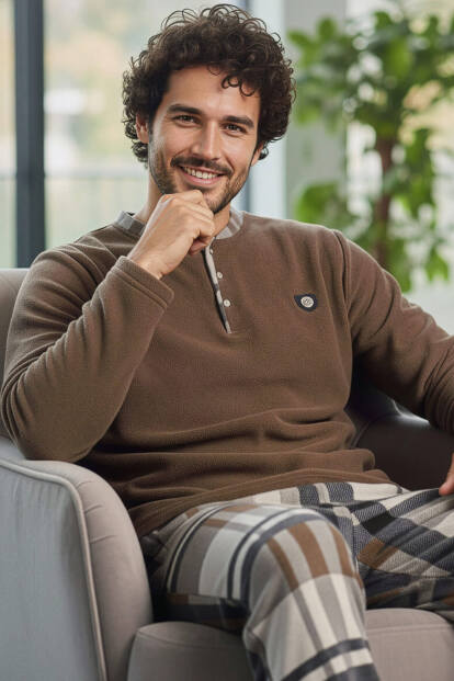 Cappuccino Kahve Ekose Desenli Polar Erkek Pijama Takımı - 1