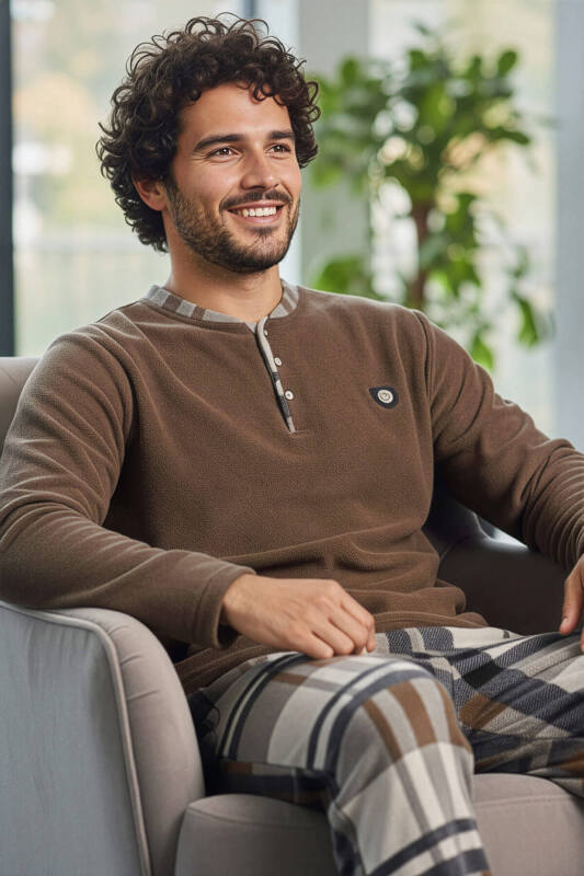 Cappuccino Kahve Ekose Desenli Polar Erkek Pijama Takımı - Pijamaevi (1)