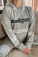 Gri Bonjour Street Desenli Yumoş Örme Pijama Takımı - Thumbnail