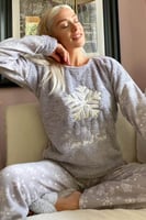 Gri Kartanesi Desenli Kadın Peluş Pijama Takımı - Thumbnail