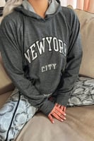 Gri NY City Desenli Yumoş Örme Pijama Takımı - Thumbnail