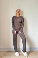 Kahverengi Minimalist Baskılı Bambu Uzun Kol Kadın Pijama Takımı - Thumbnail