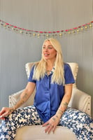 Lacivert Florado Exclusive Önden Düğmeli Kısa Kollu Kadın Pijama Takımı - Thumbnail