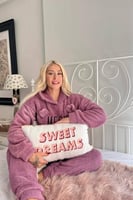 Lila Meow Desenli Tam Peluş Pijama Takımı - Thumbnail