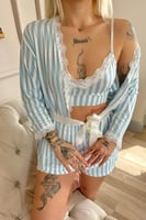 Mavi Çizgi Desenli Bambu Crop Sabahlıklı Şortlu Kadın Pijama Takımı - Thumbnail