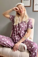 Mor Papatya Desenli Örme Önden Düğmeli Kısa Kol Kadın Pijama - Thumbnail