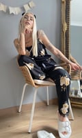 Siyah Çiçek Dantelli İp Askılı Örme Kadın Pijama Takımı - Thumbnail