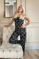 Siyah Zeytin Dalı Dantelli İp Askılı Örme Kadın Pijama Takımı - Thumbnail