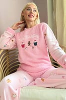 Toz Pembe Baking Desenli Kadın Peluş Pijama Takımı - Thumbnail