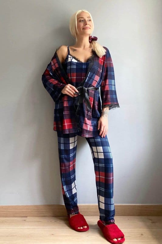 Ekose Baskılı Sabahlıklı Kadife Pijama Takımı