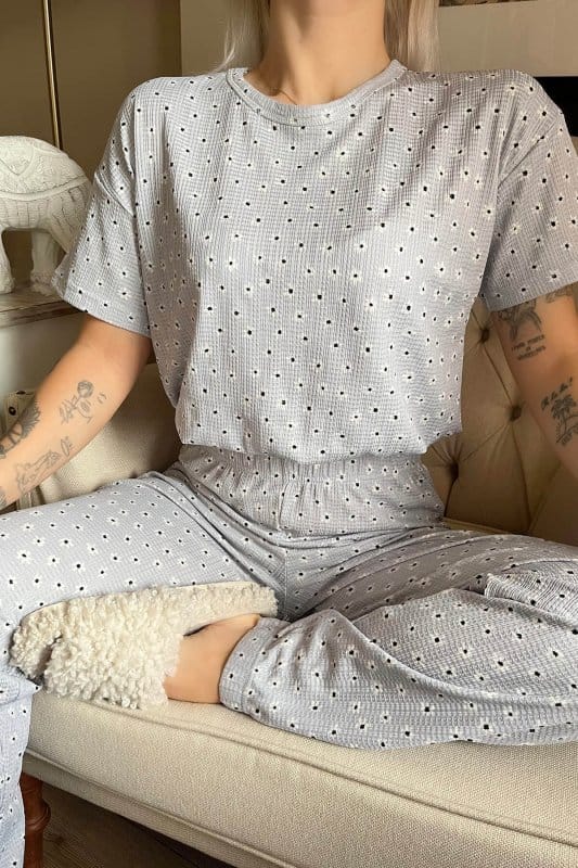 Gri Flowers Desenli Örme Crop Kısa Kol Kadın Pijama Takımı