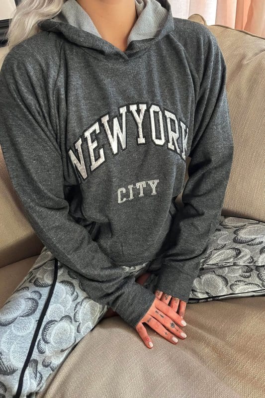 Gri NY City Desenli Yumoş Örme Pijama Takımı