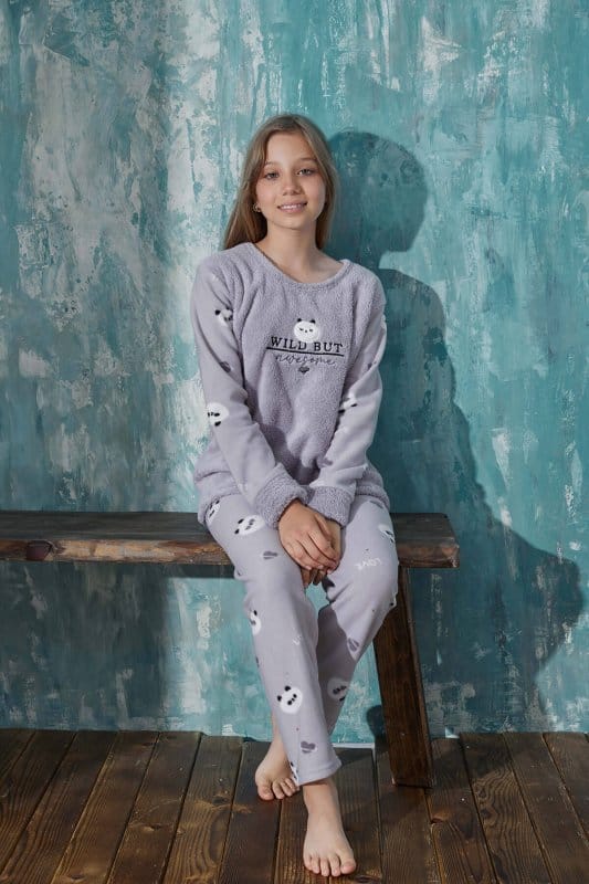 Gri Wild But Desenli Kız Çocuk Peluş Pijama Takımı
