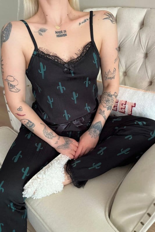 Kaktüs Dantelli İp Askılı Örme Kadın Pijama Takımı