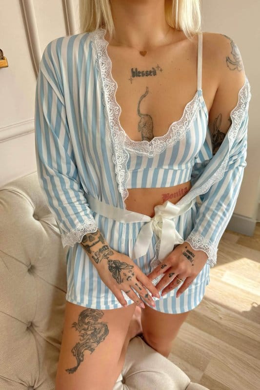 Mavi Çizgi Desenli Bambu Crop Sabahlıklı Şortlu Kadın Pijama Takımı